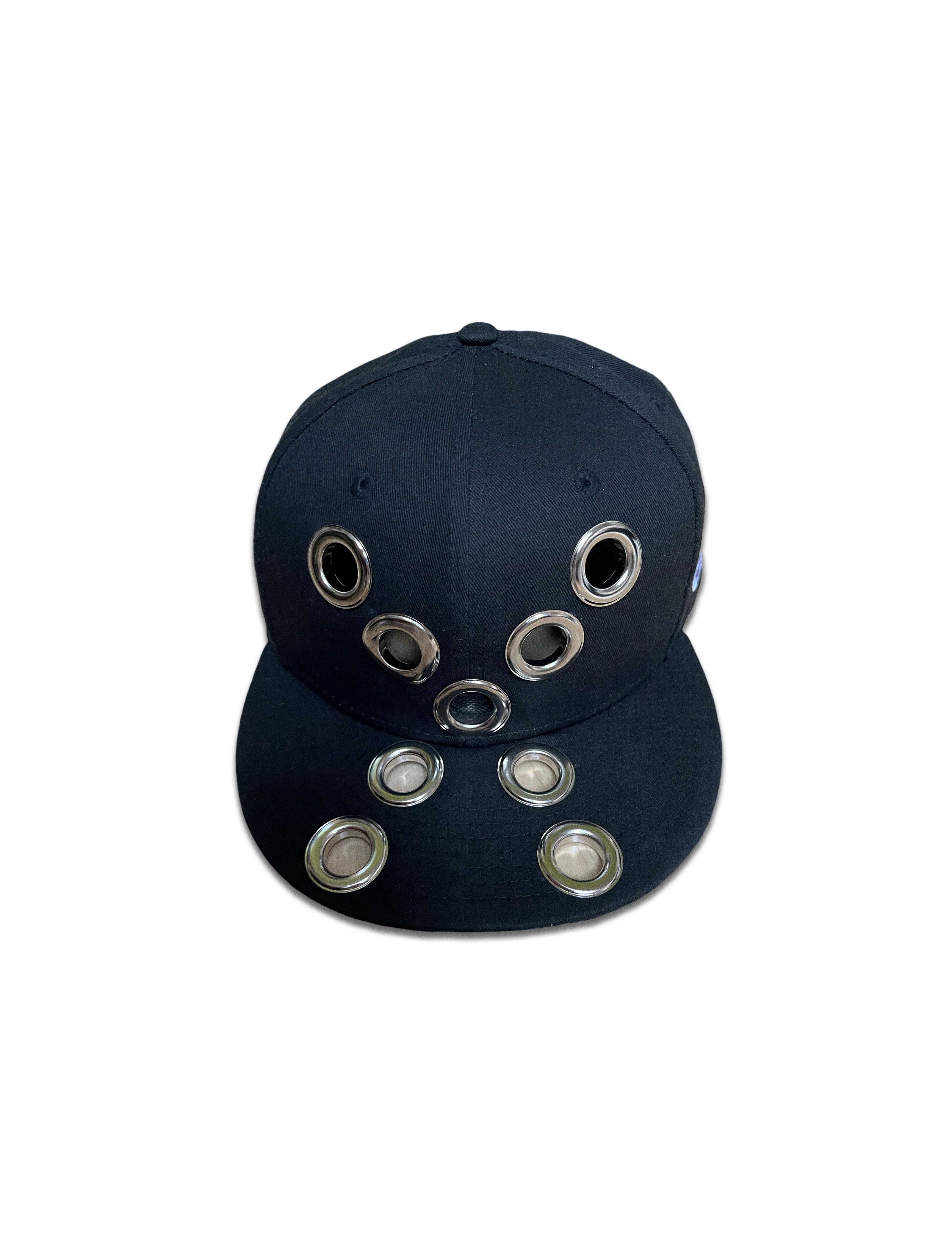 EYELET SNAPBACK HAT