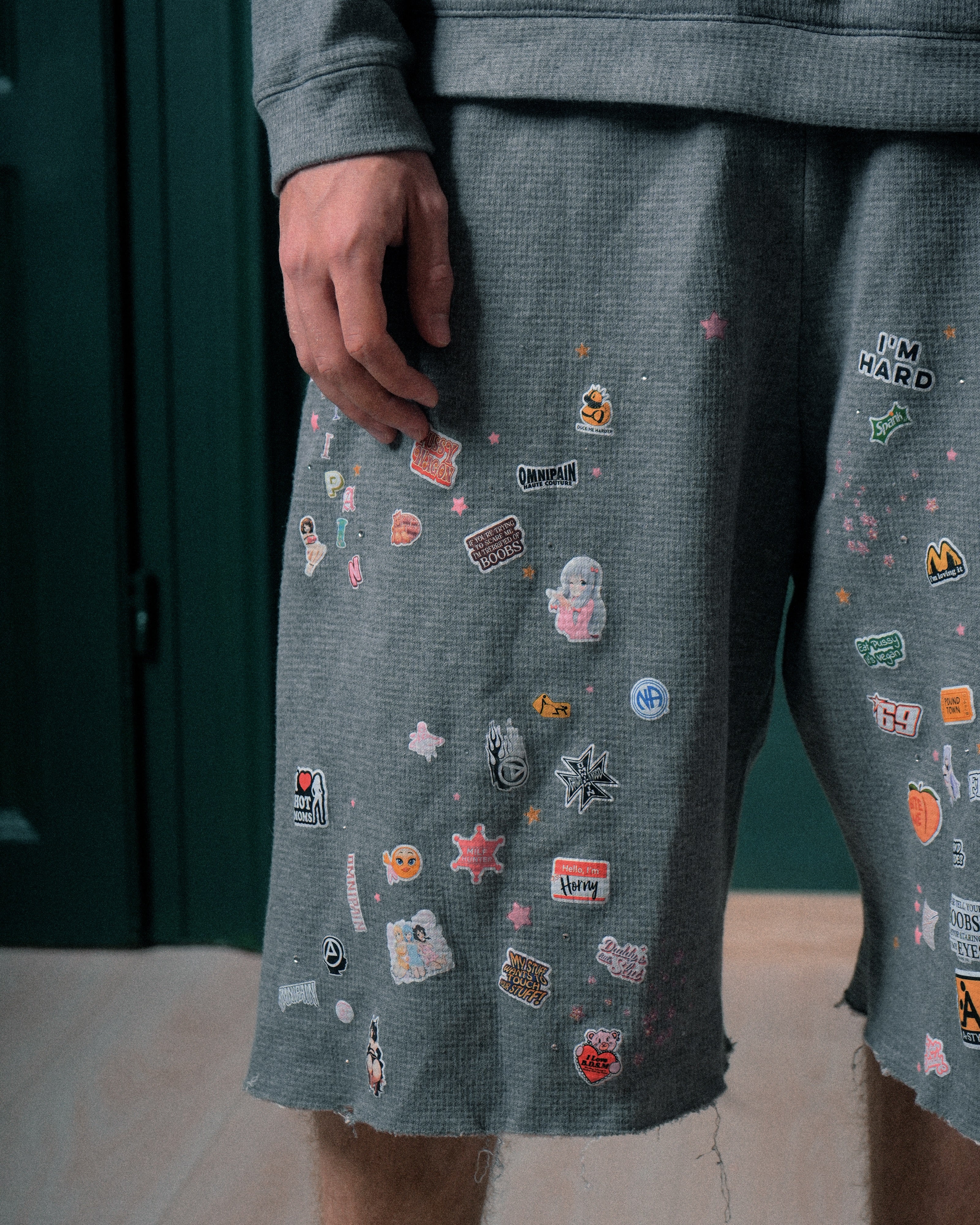 ADULT STICKERS WAFFLE KNIT WIDE-LEG SHORTS